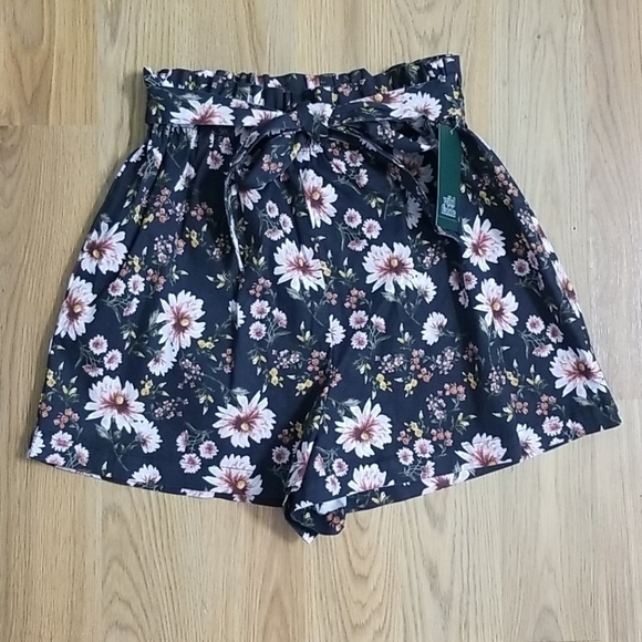 Wild Fable Shorts High Waisted Paperbag Floral Print - Picture 2 of 7